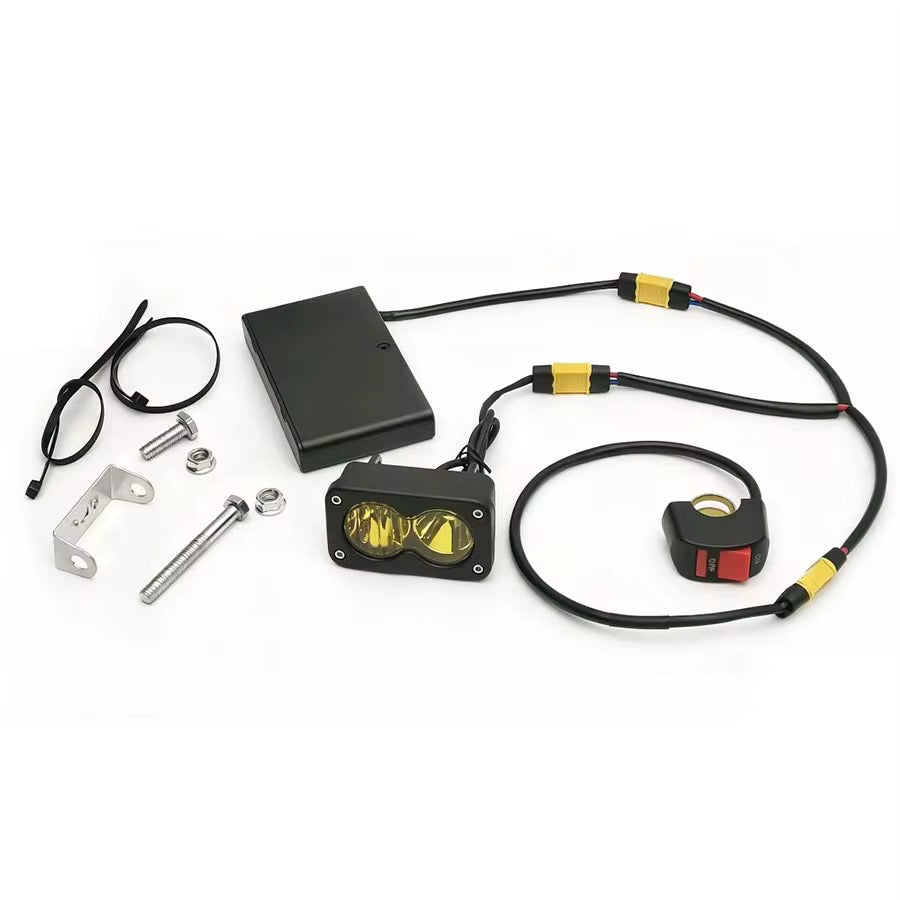 Universal battery powered Baja light